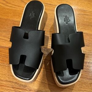 Hermes Eze Wedge Sandals in excellent condition worn 2 times fits a 10